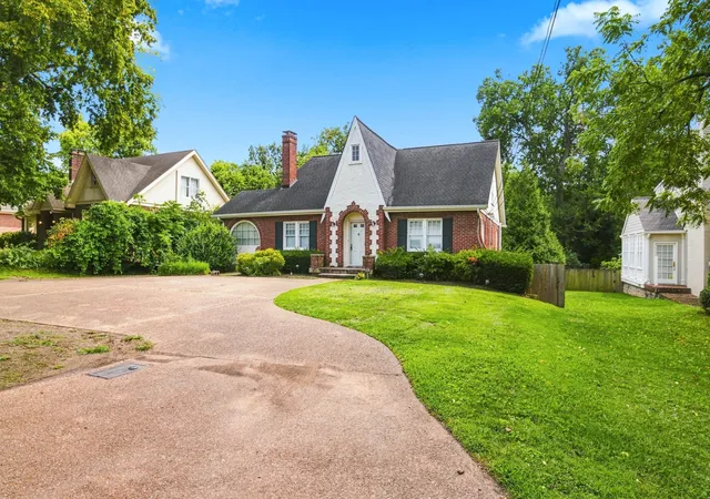 26th image of 1621 S Observatory Dr, Nashville, TN 37215 | MLS# 3516271