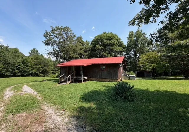 Photo 4 of Single family home for sale at 5615 Bartlett Rd, Cookeville, TN 38501 | MLS# 3514933 | Listing updated on 2026-08-30
