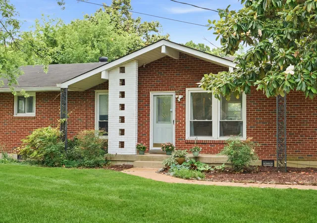 1st image of 5004 W Durrett Dr, Nashville, TN 37211 | MLS# 3520303