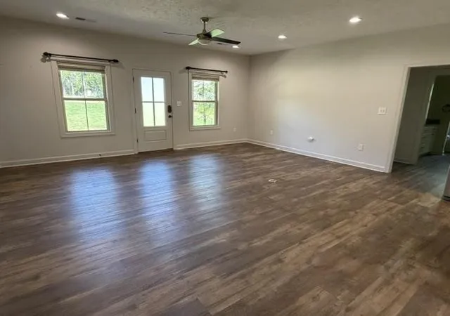 4th image of 320 Hawthorne Ln, Savannah, TN 38372 | MLS# 3514927