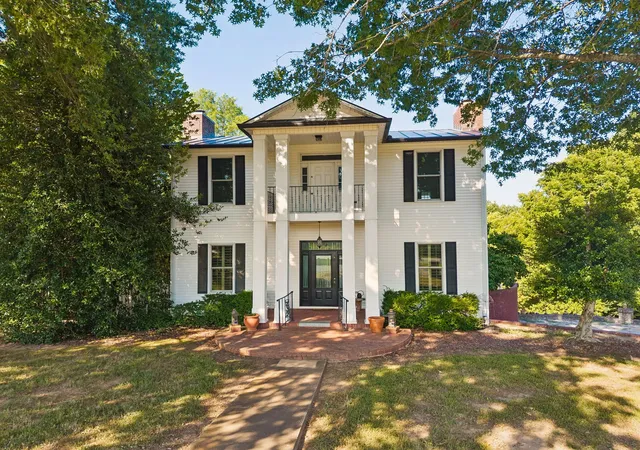1st image of 1668 Old Lewisburg Hwy, Columbia, TN 38401 | MLS# 3518976