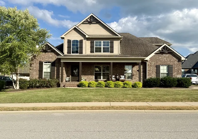 Photo 1 of Single family home for sale at 3309 S Glen Gables Blvd, Bowling Green, KY 42101 | MLS# 3515090 | Listing updated on 2026-08-28