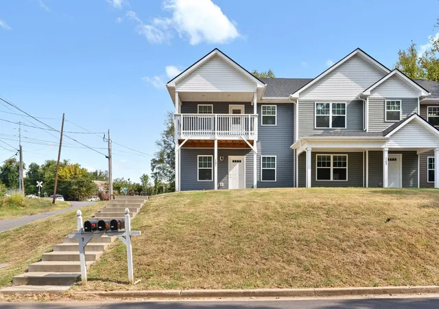 Photo 1 of Townhouse for sale at 1101 Commerce St, Clarksville, TN 37040 | MLS# 3516080 | Listing updated on 2026-08-19