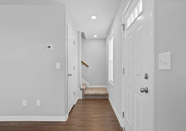 Photo 3 of Townhouse for sale at 1101 Commerce St, Clarksville, TN 37040 | MLS# 3516080 | Listing updated on 2026-08-19