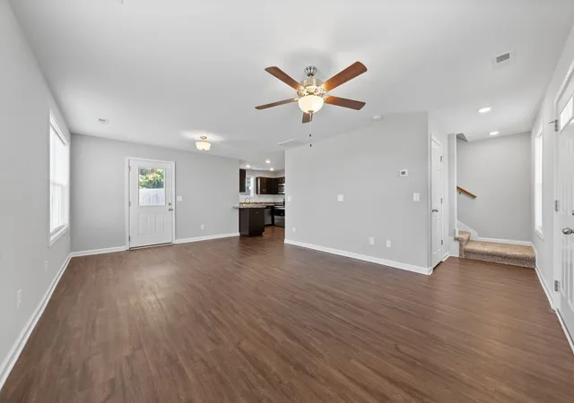 Photo 4 of Townhouse for sale at 1101 Commerce St, Clarksville, TN 37040 | MLS# 3516080 | Listing updated on 2026-08-19