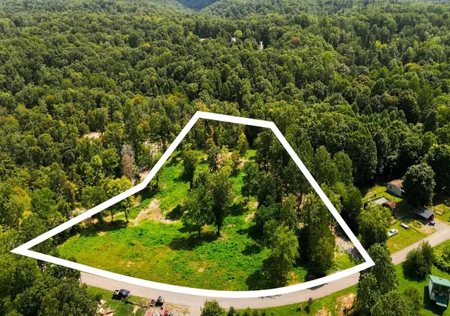 Photo 3 of Land for sale at 1086 Red Oak Road, Charlotte, TN 37036 | MLS# 3527777 | Listing updated on 2026-08-27