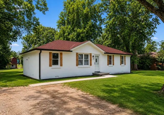 1st image of 319 Holston Dr, Smyrna, TN 37167 | MLS# 3515195