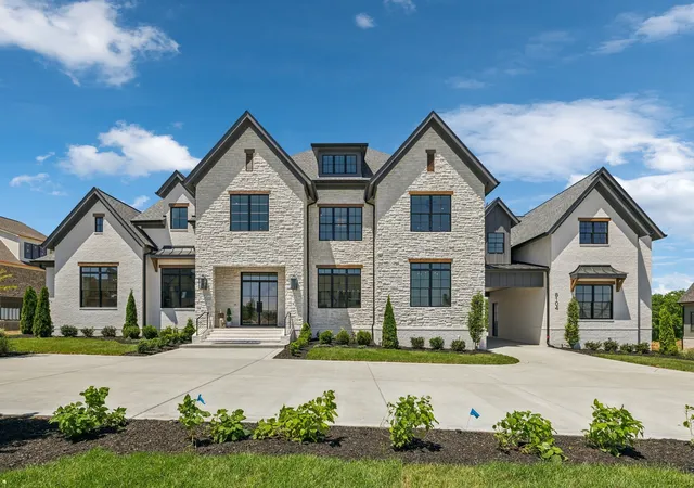 2nd image of 8104 Turning Point Dr, Brentwood, TN 37027 | MLS# 3515183