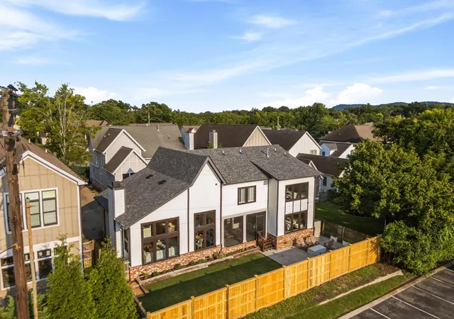 2nd image of 4105 Lone Oak Rd #B, Nashville, TN 37215 | MLS# 3516327