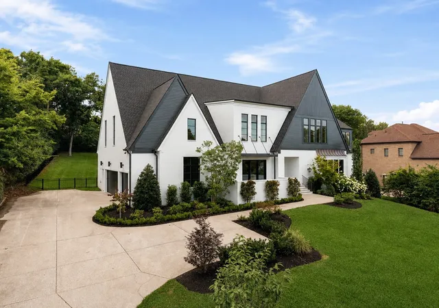 Photo 1 of Mansion for sale at 4317 Wallace Ln, Nashville, TN 37215 | MLS# 3525864 | Listing updated on 2026-09-30