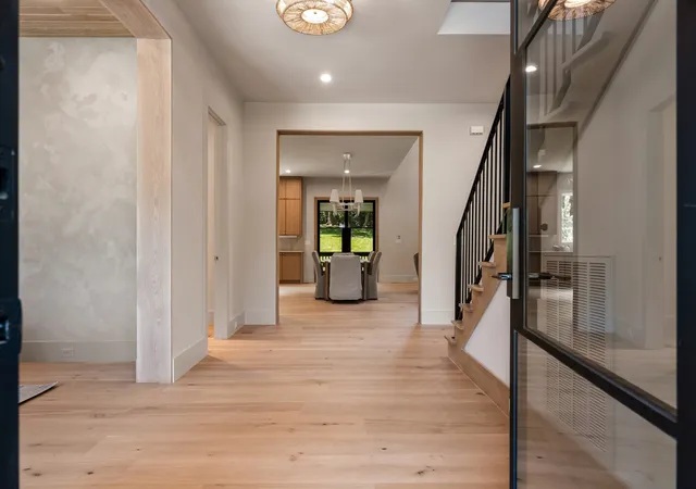 Photo 3 of Mansion for sale at 4317 Wallace Ln, Nashville, TN 37215 | MLS# 3525864 | Listing updated on 2026-09-30