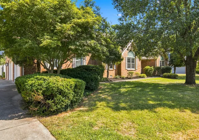 Photo 2 of Single family home for sale at 310 Westchester Ct, Murfreesboro, TN 37129 | MLS# 3541228 | Listing updated on 2026-09-05
