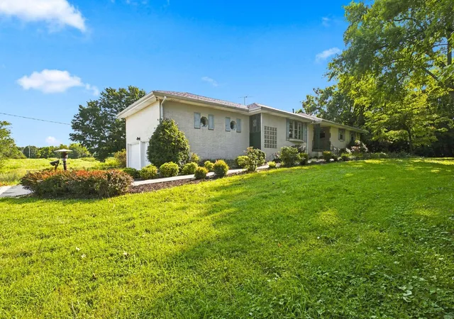 3rd image of 13936 Betts Rd, Goodlettsville, TN 37072 | MLS# 3520495