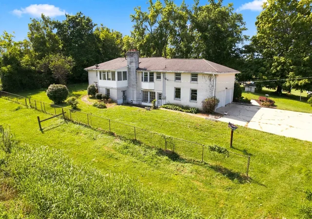 Photo 1 of Single family home for sale at 13936 Betts Rd, Goodlettsville, TN 37072 | MLS# 3520495 | Listing updated on 2026-10-24