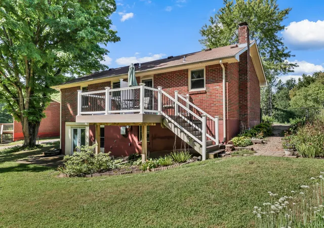 5th image of 446 Oriole Cir, Clarksville, TN 37043 | MLS# 3520308