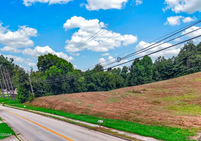 2nd image of 1441 Sulphur Springs Road, Morristown, TN 37813 | MLS# 3515060