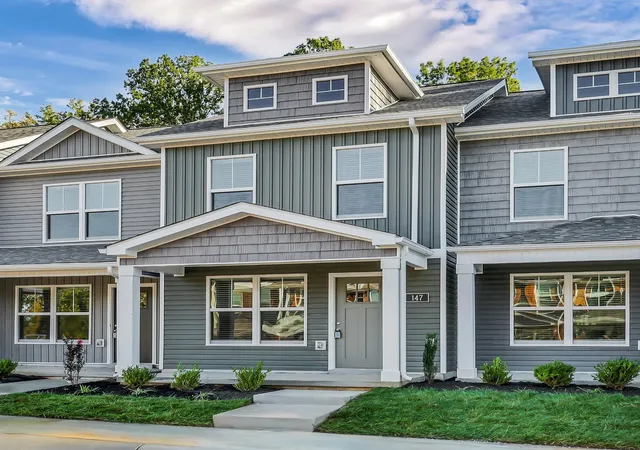 Photo 3 of Single family home for sale at 147 Quarry Point Dr, Clarksville, TN 37043 | MLS# 3516298 | Listing updated on 2026-08-19