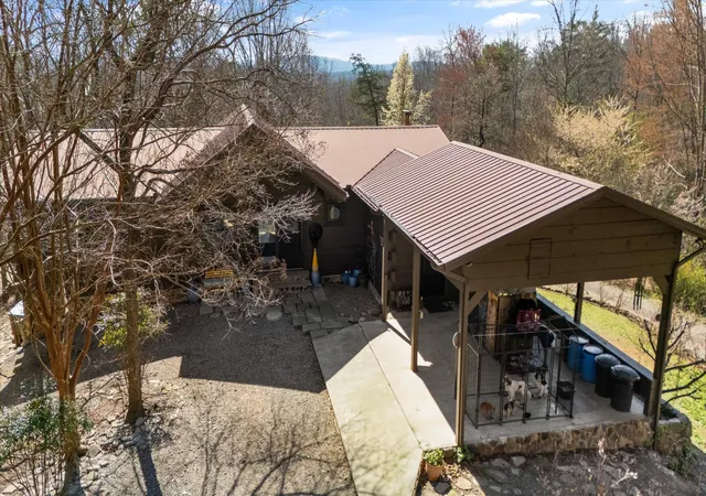 100th image of 575 Ironsburg Rd, Tellico Plains, TN 37385 | MLS# 3515125