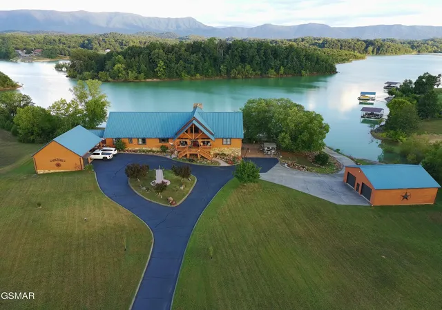 Photo 1 of Sale Pending at 1929 Indian Crk Rd, Dandridge, TN 37725 | MLS# 3591807 | Listing updated on 2026-09-23