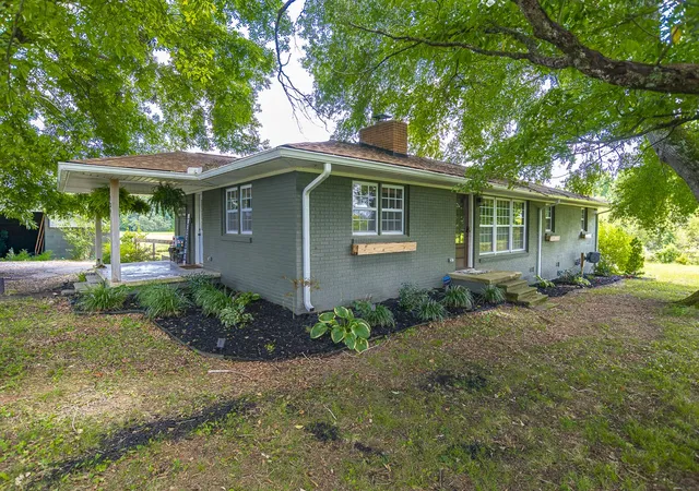 1st image of 134 Old Huntsville Rd, Fayetteville, TN 37334 | MLS# 3520410