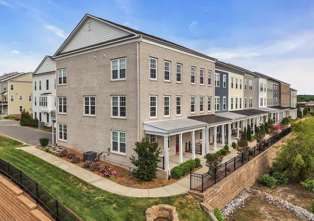 Photo 3 of Townhouse for sale at 1067 Vida Way, Nolensville, TN 37135 | MLS# 3526698 | Listing updated on 2026-08-27