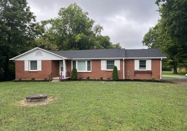 1st image of 113 Sunset Dr, Gallatin, TN 37066 | MLS# 3520490