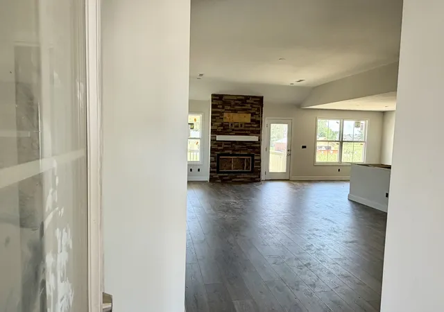 3rd image of 151 Persinger Pl, Clarksville, TN 37042 | MLS# 3515210