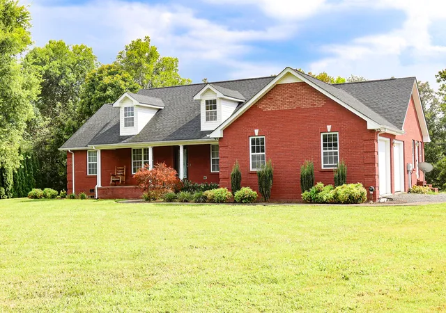 3rd image of 4693 Shelbyville Rd, Mc Minnville, TN 37110 | MLS# 3516117