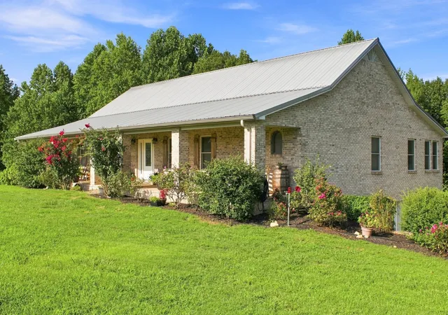 4th image of 251 Tisdale Dr, Smithville, TN 37166 | MLS# 3516066