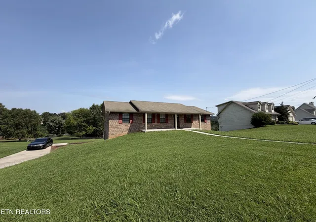 24th image of 1456 Cattlemans Dr, Lenoir City, TN 37772 | MLS# 3515266