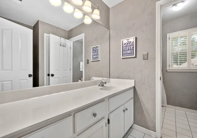 Photo 3 of Single family home for sale at 947 Valleyview Ln, Collierville, TN 38017 | MLS# 3515342 | Listing updated on 2026-09-03
