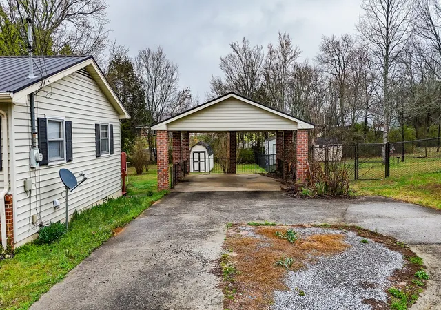 2nd image of 1205 Hwy 82 S, Shelbyville, TN 37160 | MLS# 3515290