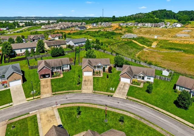 4th image of 2013 Vancroft Cir, Spring Hill, TN 37174 | MLS# 3515345