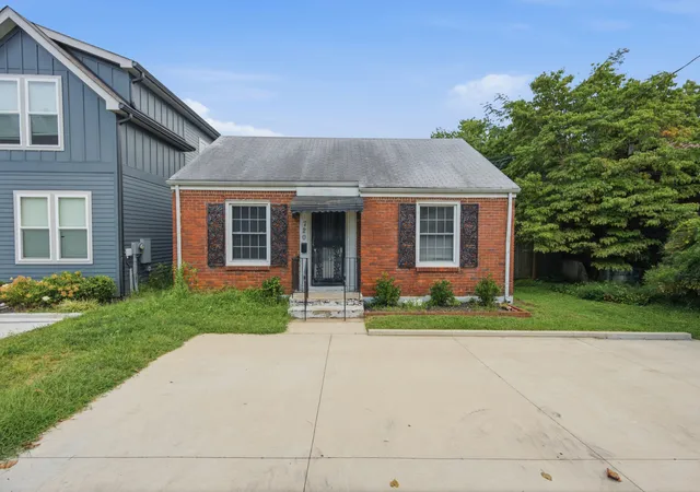Photo 1 of Single family home for sale at 720 Groves Park Rd, Nashville, TN 37206 | MLS# 3515960 | Listing updated on 2026-09-14