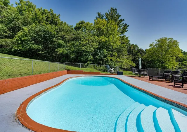 4th image of 60 Shamrock Dr, Ringgold, GA 30736 | MLS# 3515950