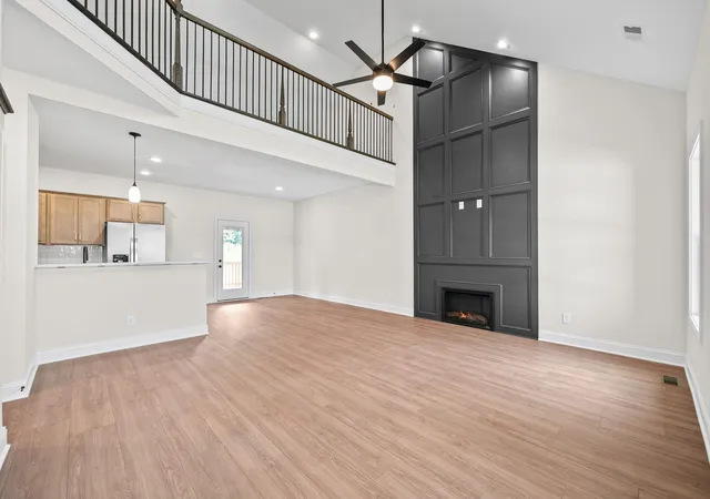 Photo 2 of Single family home for sale at 74 Sycamore Hl, Clarksville, TN 37042 | MLS# 3516324 | Listing updated on 2026-10-19