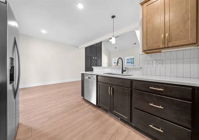 Photo 4 of Single family home for sale at 74 Sycamore Hl, Clarksville, TN 37042 | MLS# 3516324 | Listing updated on 2026-10-19