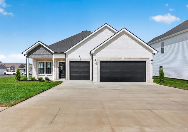 Single family home for sale at 1298 Mourning Cloak Dr, Clarksville, TN 37043 | MLS# 3516067