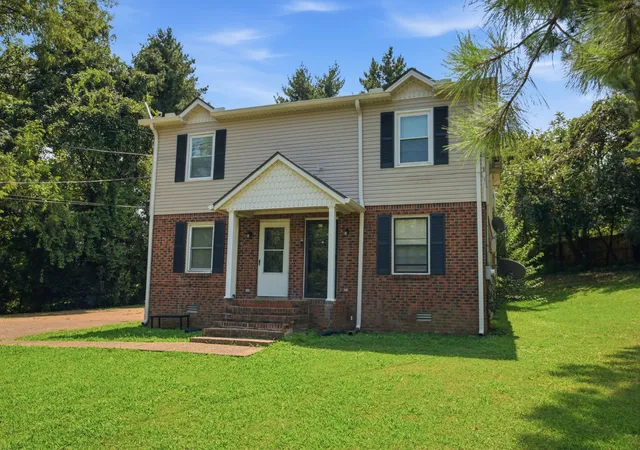Photo 2 of Multi family home for sale at 473 Ellenwood Dr, Nashville, TN 37211 | MLS# 3518384 | Listing updated on 2026-10-01