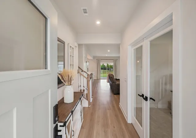 3rd image of 1913 Oak Dr, Murfreesboro, TN 37128 | MLS# 3519188