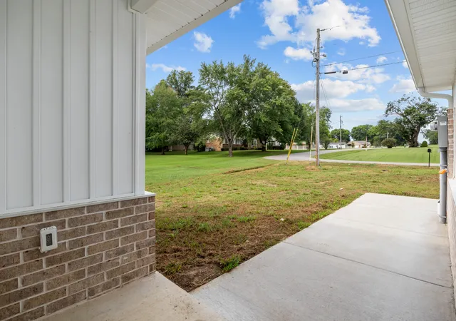 Photo 3 of Single family home for sale at 55 Hillcrest Dr, Bruceton, TN 38317 | MLS# 3518733 | Listing updated on 2026-08-20