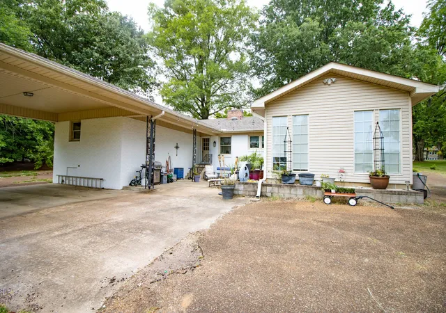 Photo 3 of Single family home for sale at 321 Lackey Ln, Ripley, TN 38063 | MLS# 3516146 | Listing updated on 2026-08-19