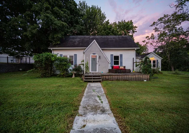 1st image of 306 N Main St, Cornersville, TN 37047 | MLS# 3516220