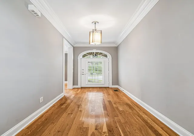 Photo 3 of Single family home for sale at 1027 Isaac Franklin Dr, Gallatin, TN 37066 | MLS# 3520415 | Listing updated on 2026-10-05