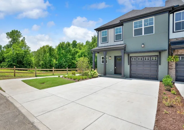 3rd image of 159 Rothwood Pvt Dr, Hendersonville, TN 37075 | MLS# 3516161