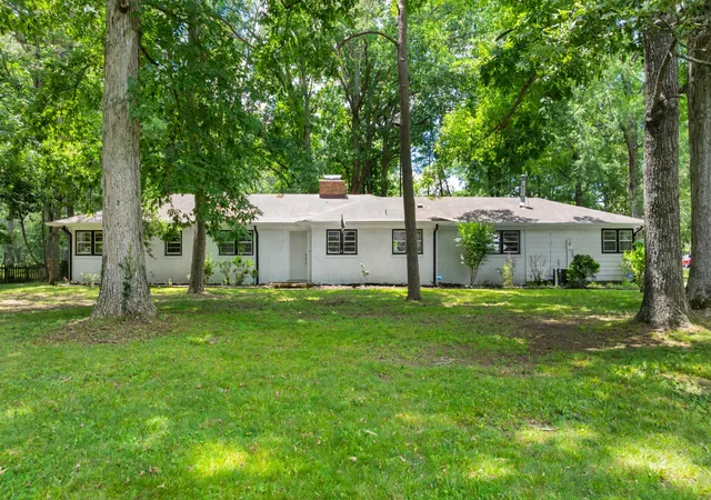 1st image of 1003 Pickett Dr, Tullahoma, TN 37388 | MLS# 3516208