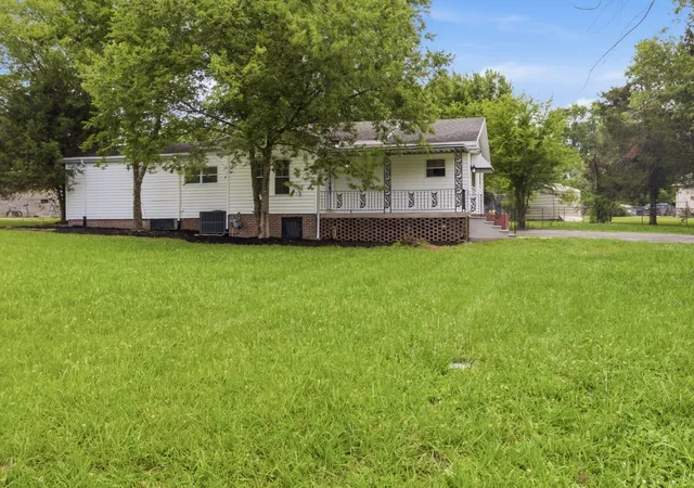 1st image of 302 Jim Bowie Dr, Smyrna, TN 37167 | MLS# 3516306