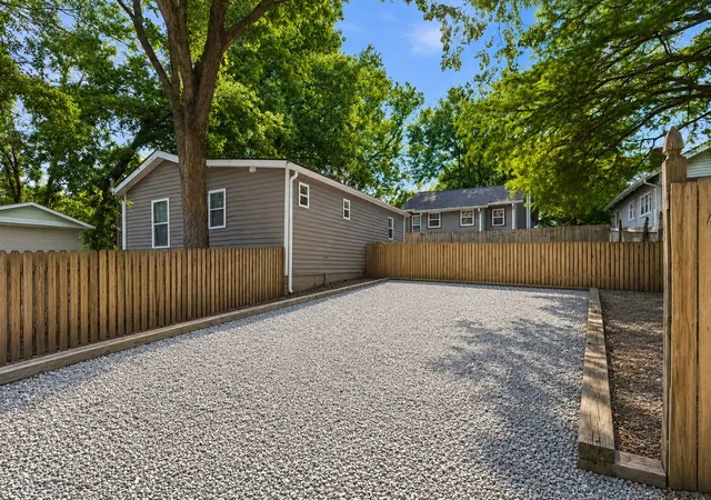 28th image of 413 Lockland Dr, Nashville, TN 37206 | MLS# 3525821
