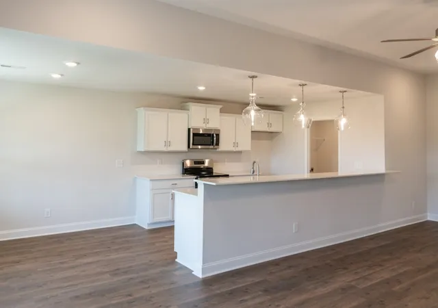 4th image of 2713 Brewster Dr, Clarksville, TN 37042 | MLS# 3527232