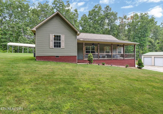 3rd image of 552 Robs Rd, Grimsley, TN 38565 | MLS# 3516198